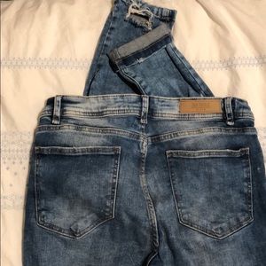 Never worn Zara Distressed denim
